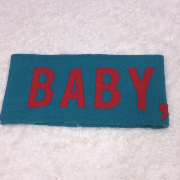 Kate Spade baby it’s cold outside scarf - Picture 6 of 8